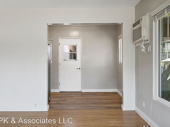 5th image of 11510 Iowa Ave #1701