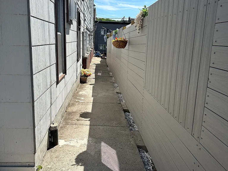 42 N Lehigh Ave #A — Photo 18