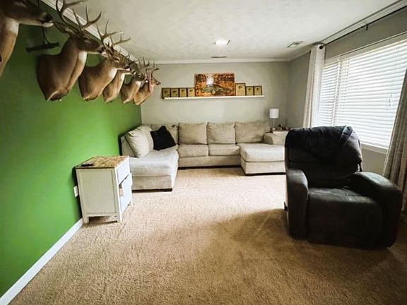 4th image of 108 Gladon