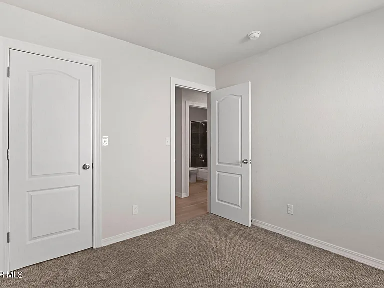 14541 Faxon Yucca Ave — Photo 13
