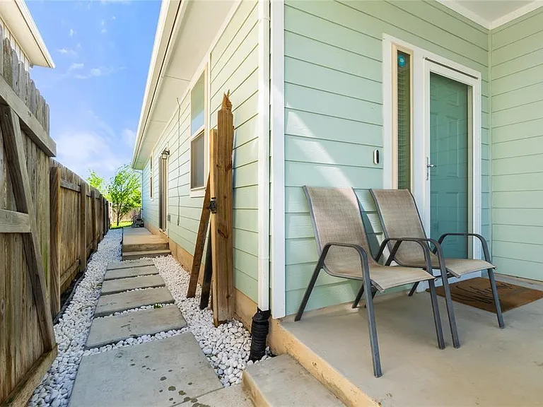 121 Guemal Rd — Photo 25