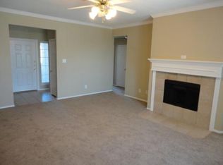 1015 Winepress Rd, Burleson, TX 76028