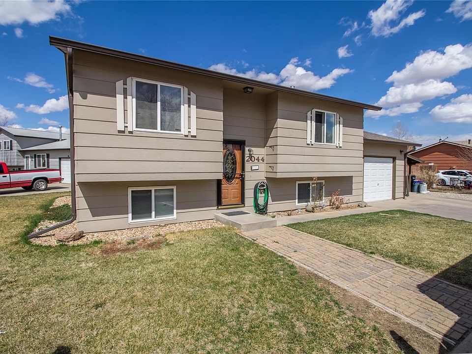 1st image of 2044 Wedgewood Ct