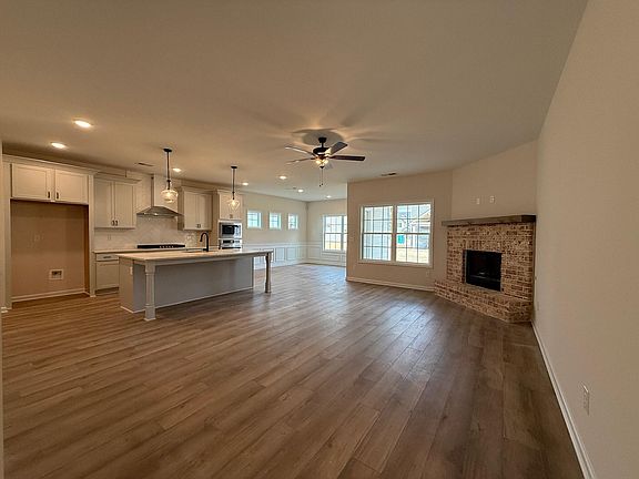 5th image of 878 Kilworth Circle #73
