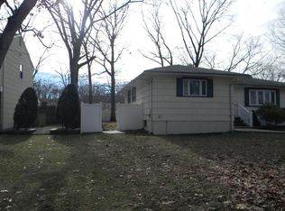 61 Madison Ave, Old Bridge, NJ 08857