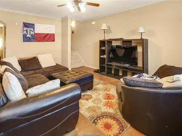 136 Tang Cake Dr, College Station, TX 77845