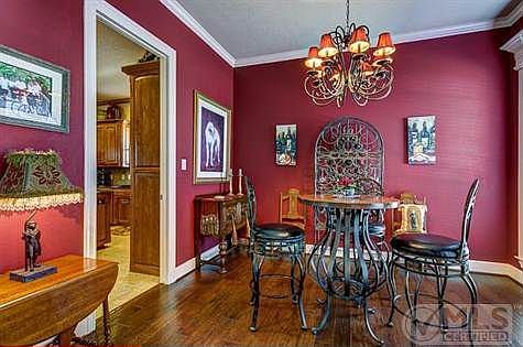 4th image of 7900 Shady Oaks Dr