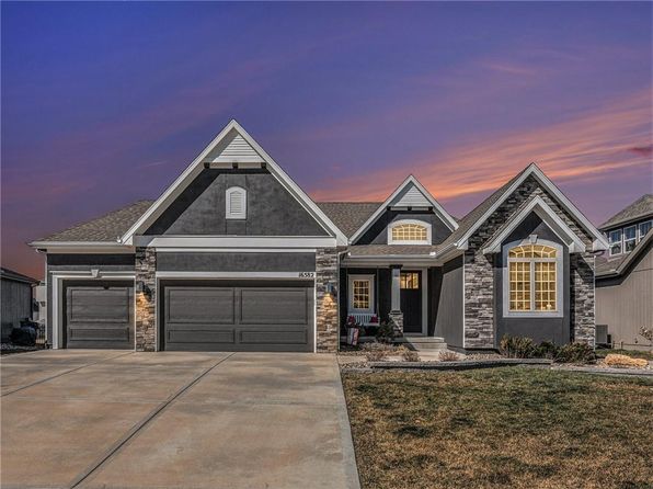 Heritage Park - Olathe KS Real Estate - 27 Homes For Sale