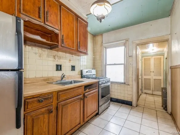 51-30 47th Street image 6 of 20