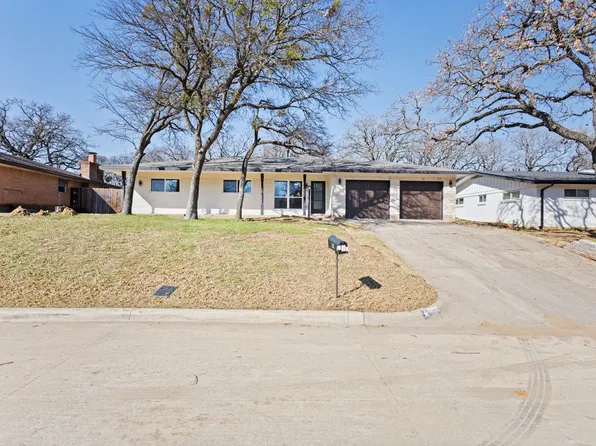 1117 Wade Dr, Bedford, TX 76022
