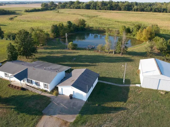 115 Mount Joy Rd, Murphysboro, IL 62966