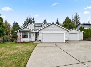 4 Curtis Ln, Longview, WA 98632