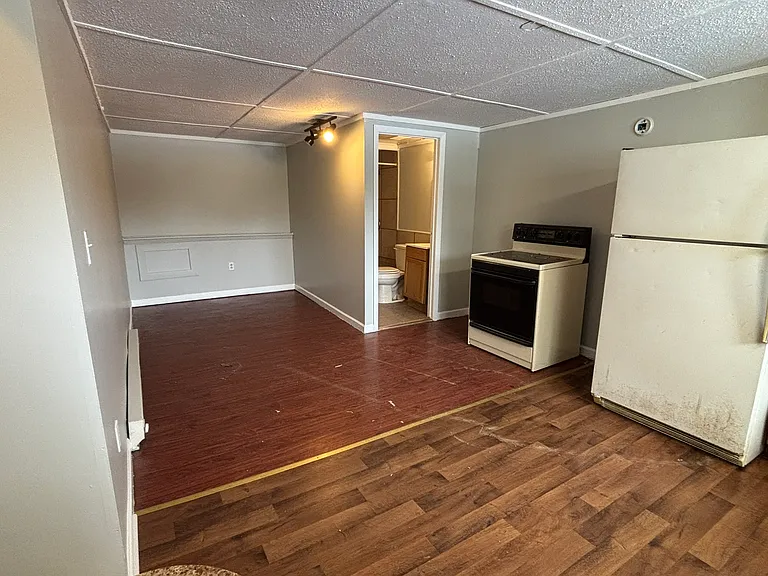 11328 Ridge Rd #2 — Photo 4