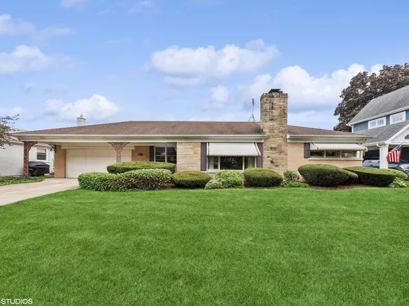 515 S Mitchell Ave, Arlington Heights, IL 60005