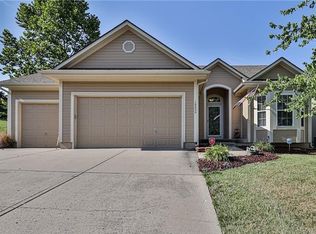 18006 E 26th Terrace Ct S, Independence, MO 64057