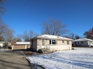 457 112th Ln NW, Coon Rapids, MN 55448