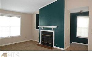 2nd image of 310 Glenleaf Dr