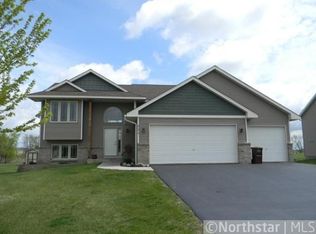 531 Frankfort Way, Waverly, MN 55390