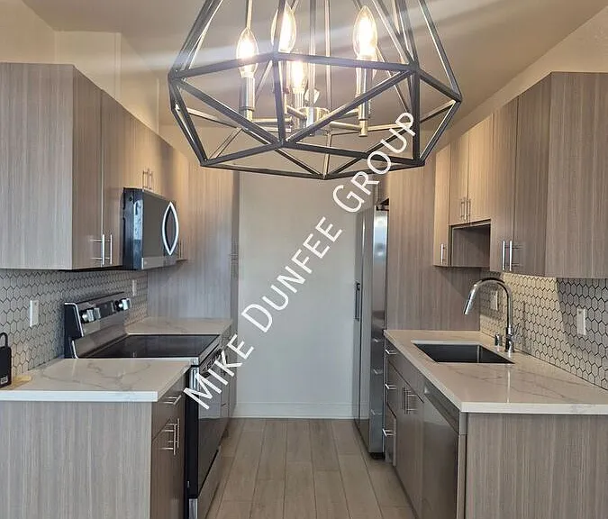 232 E 21st St #1 — Photo 2
