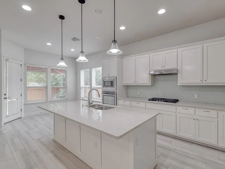 14921 Iveans Way — Photo 14