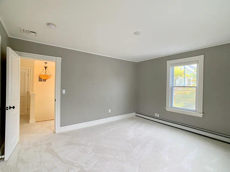 Brooks Ave — Photo 19