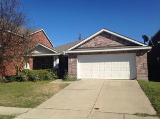 1009 Nueces Ct, Forney, TX 75126