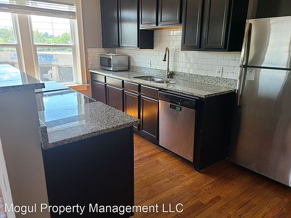 4th image of 1555 Tamm Ave #A