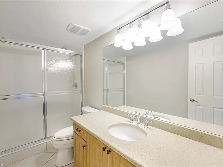6525 Valen Way #D-302 — Photo 13