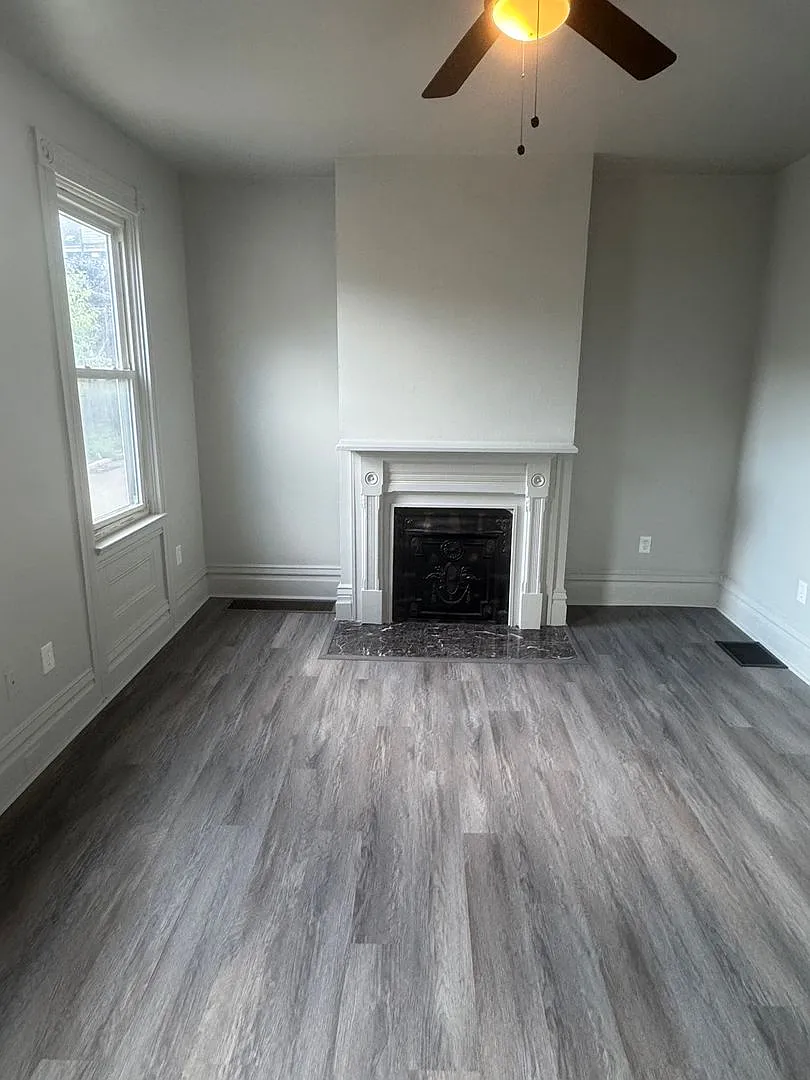 Very Stylish 3BR Home in Spring Garden/Northside Area — Photo 2