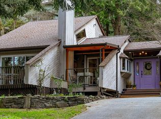 10912 Boas Rd, North Saanich, BC V8L 5J1