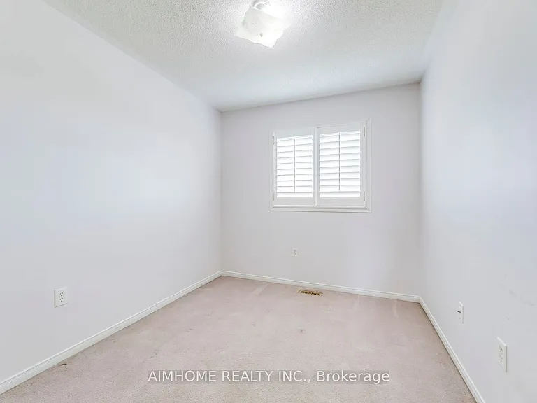 340 Kittridge Rd — Photo 27