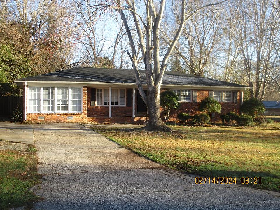 1st image of 106 Greenbriar Dr