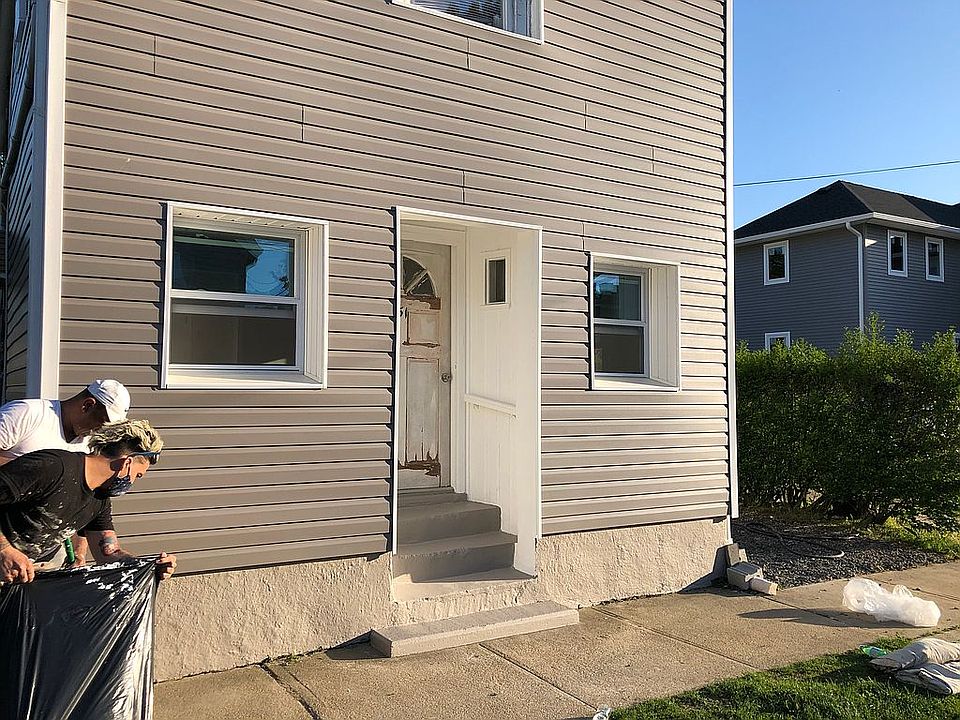 1st image of 51 Leonard St