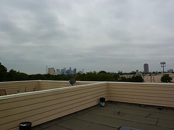 Roof top patio