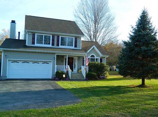 323 Cary Rd, Fishkill, NY 12524