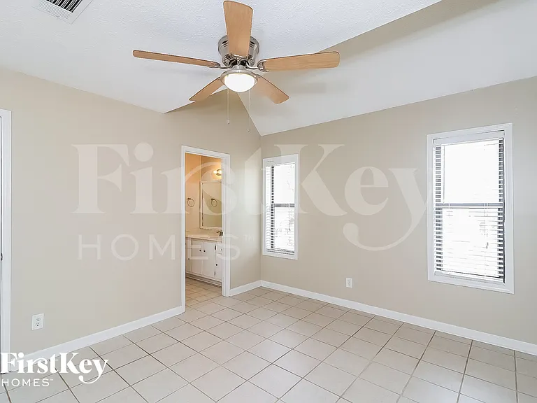 2845 Forest Wood Dr NE — Photo 12