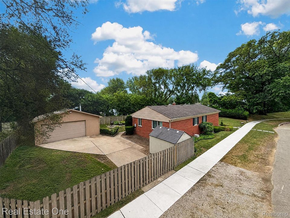 26212 Park Ct, photo 26