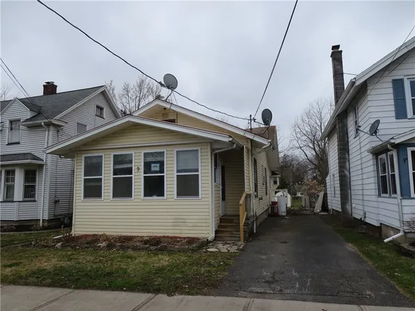 9 North St, Churchville, NY 14428