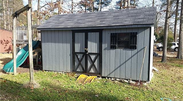 2nd image of 17011 Lansmill Dr