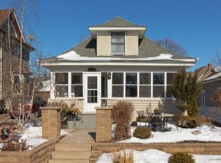 1129 Selby Ave, Saint Paul, MN 55104