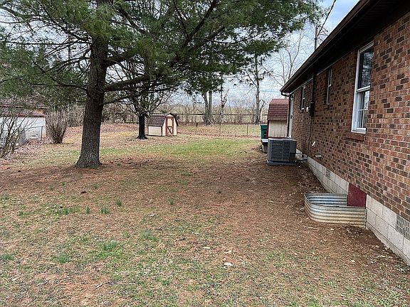 5th image of 51 Kingsbury Ln