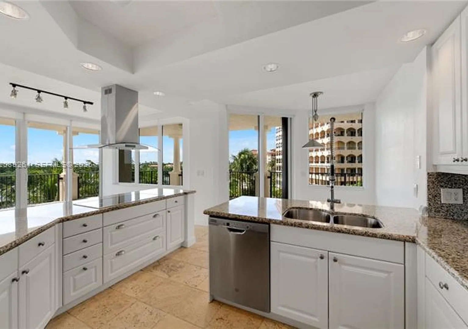 13627 Deering Bay Dr cu-404, Coral Gables, FL 33158 — Photo 1