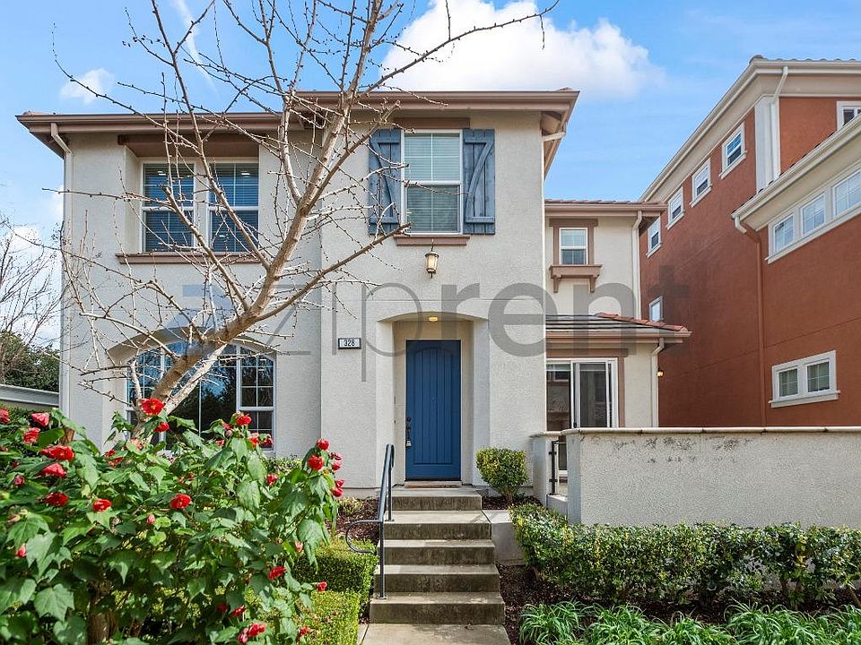 1st image of 328 Selby Ln