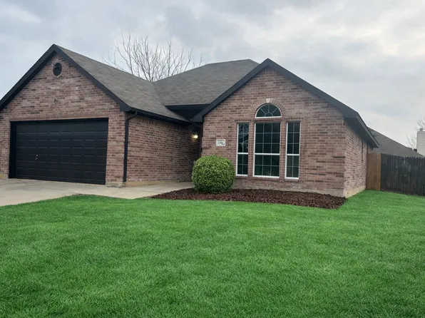 917 Cole Ave, Denton, TX 76208