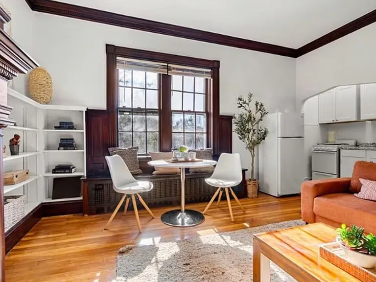 21 Chauncy St — Photo 2