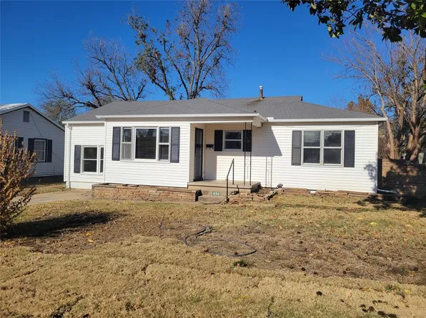 830 E 4th St, Cushing, OK 74023