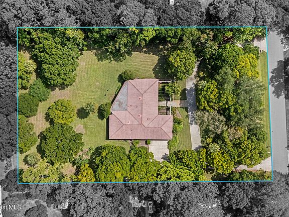 2nd image of 1185 Ashlyn Dr