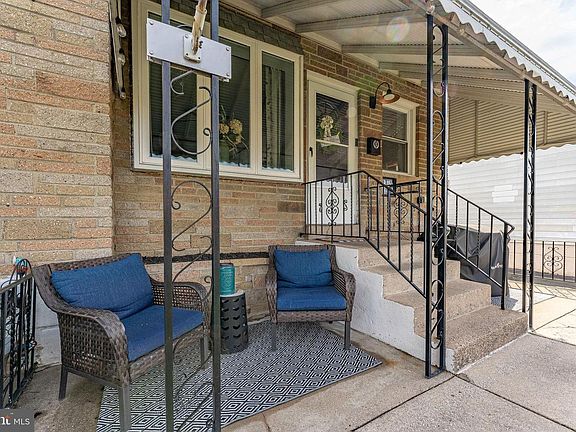 5th image of 218 Hoffman Rd