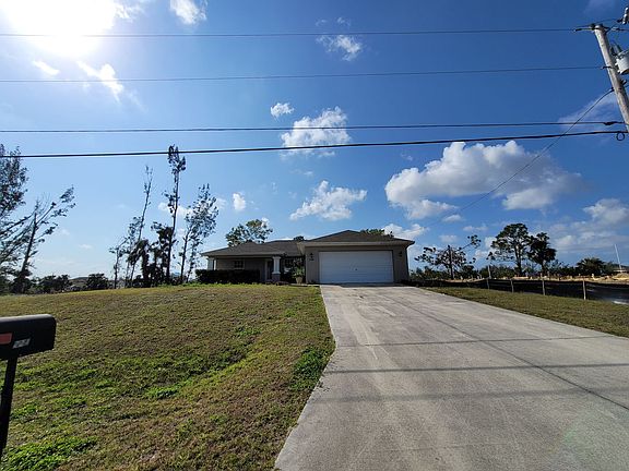 3rd image of 224 NE 31st Ter