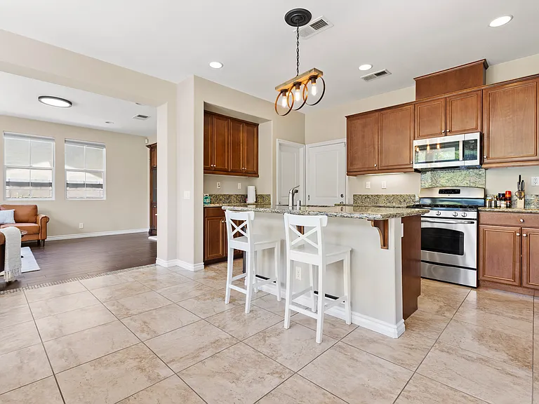 3261 Larkspur St — Photo 21